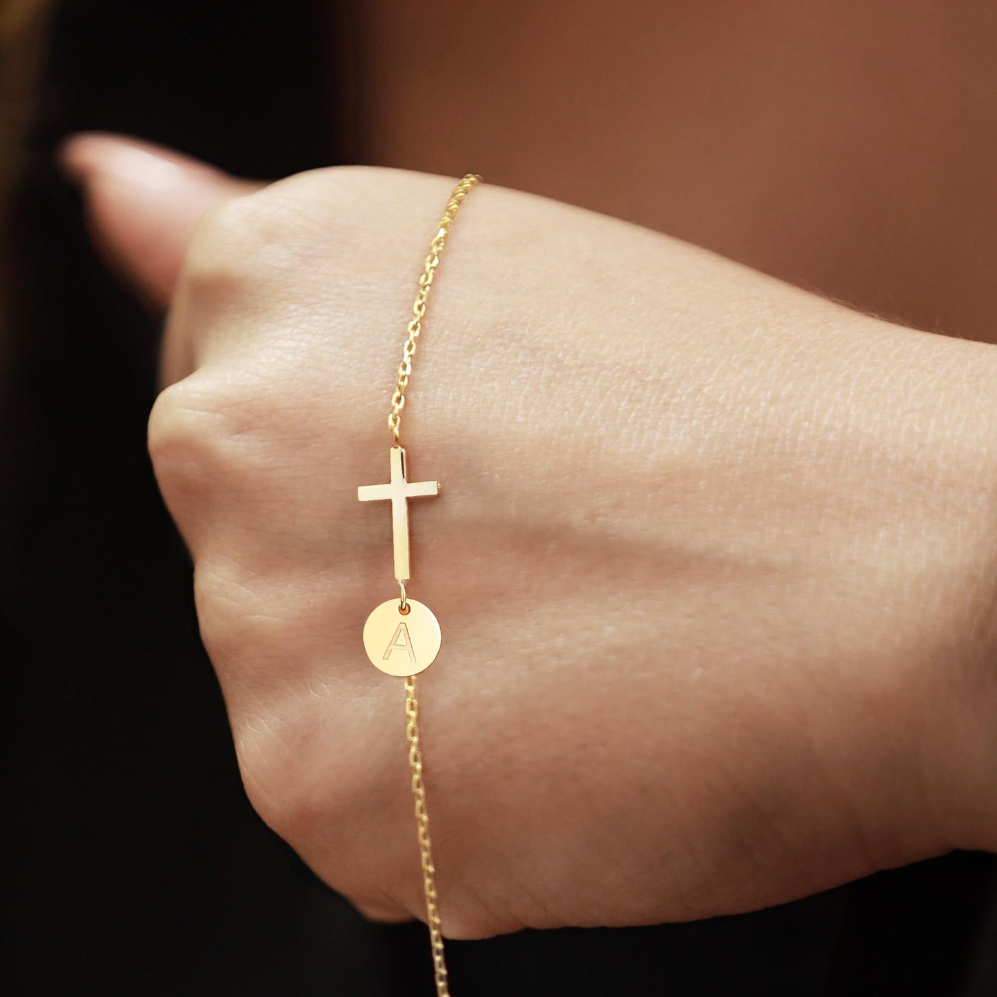 Cross Bracelet for Women Dainty Cross Bracelet with Initials Gold Link Chain Bracelets Christian Gifts for Women Teens Easter Baptism Religious Jewelry